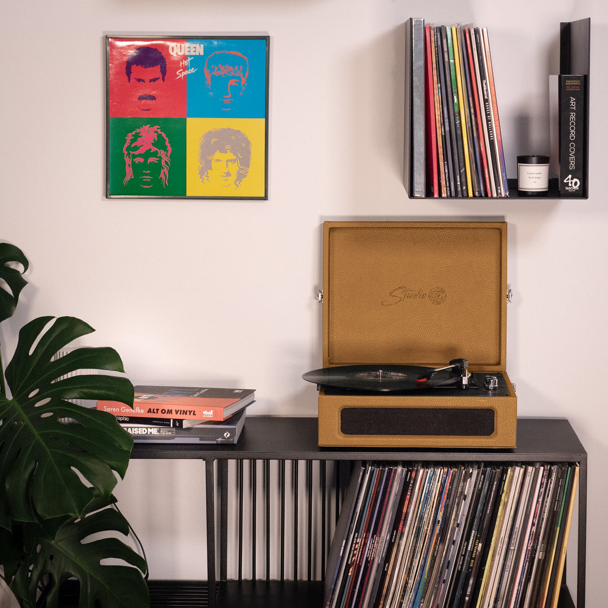 Studio 57 Groovy skivspelare med LP-ställ (Earth)